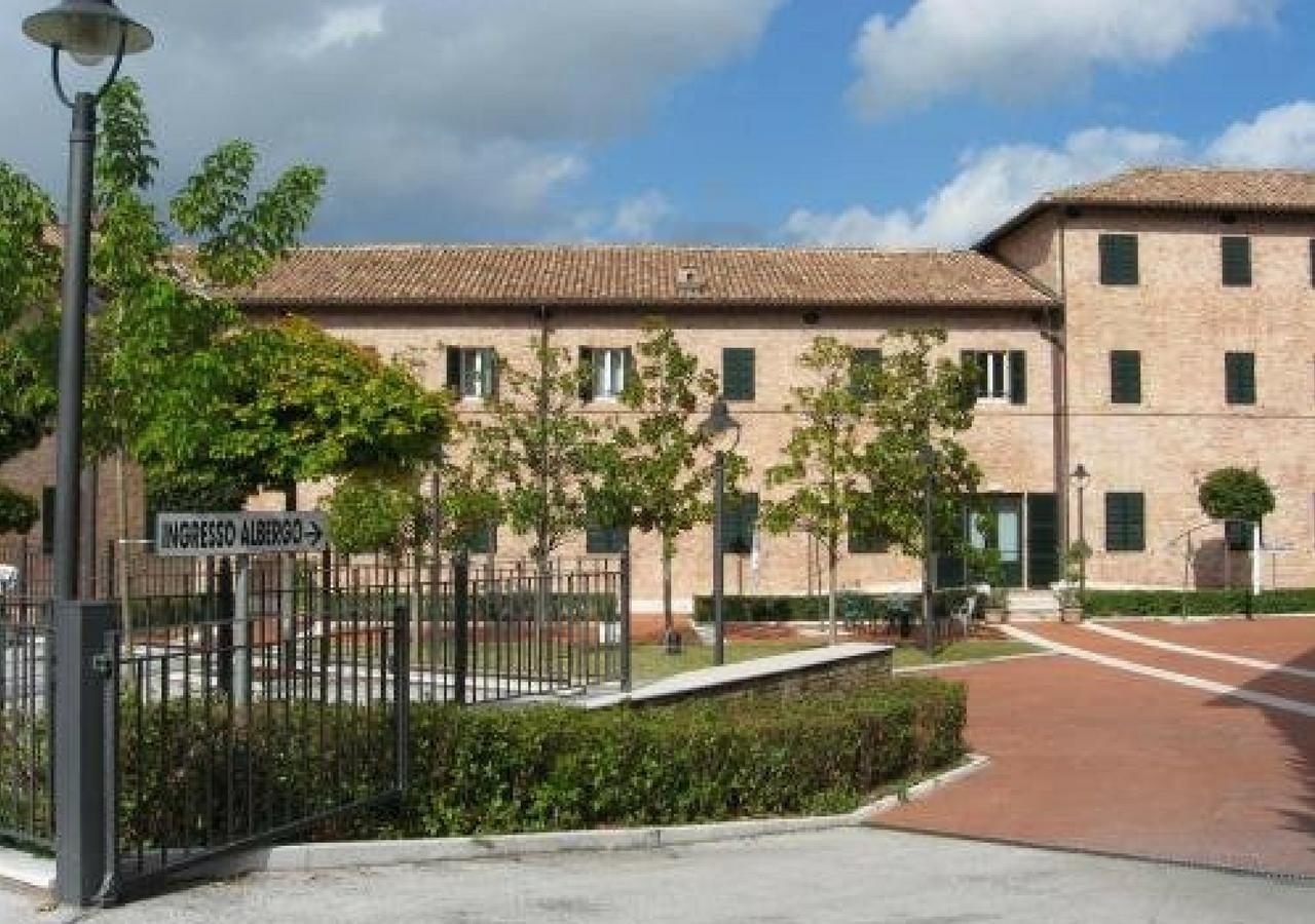 Hotel Le Muse Fabriano Luaran gambar